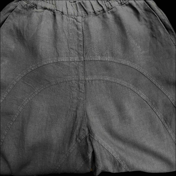Grizas grey linen baggy pants with detailed stitching. Size XS, fits larger, - Picture 3 of 6